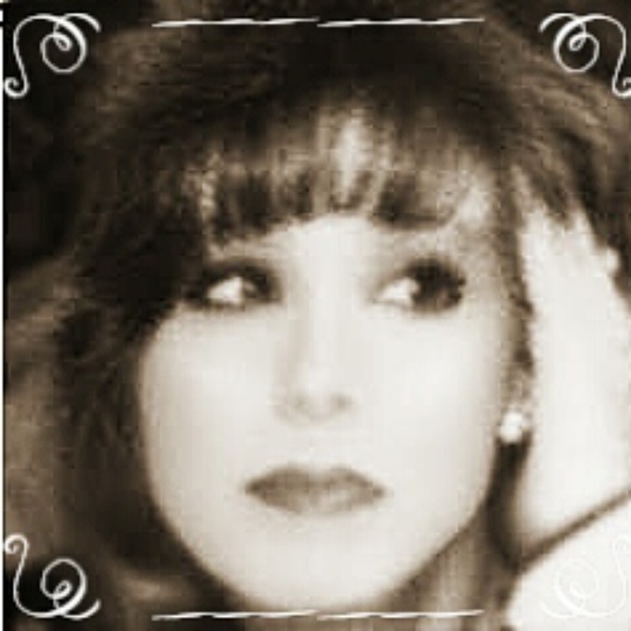 Meet your Posher, Krista - Picture 1 of 1